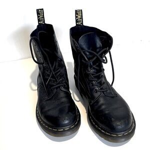 Dr. Martens womens soft leather Pascal Black Booties